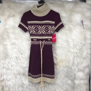 NWT Turtle Neck Fair Isle Short Sleeved Sweater Dress w/Waist Cinching Belt S
